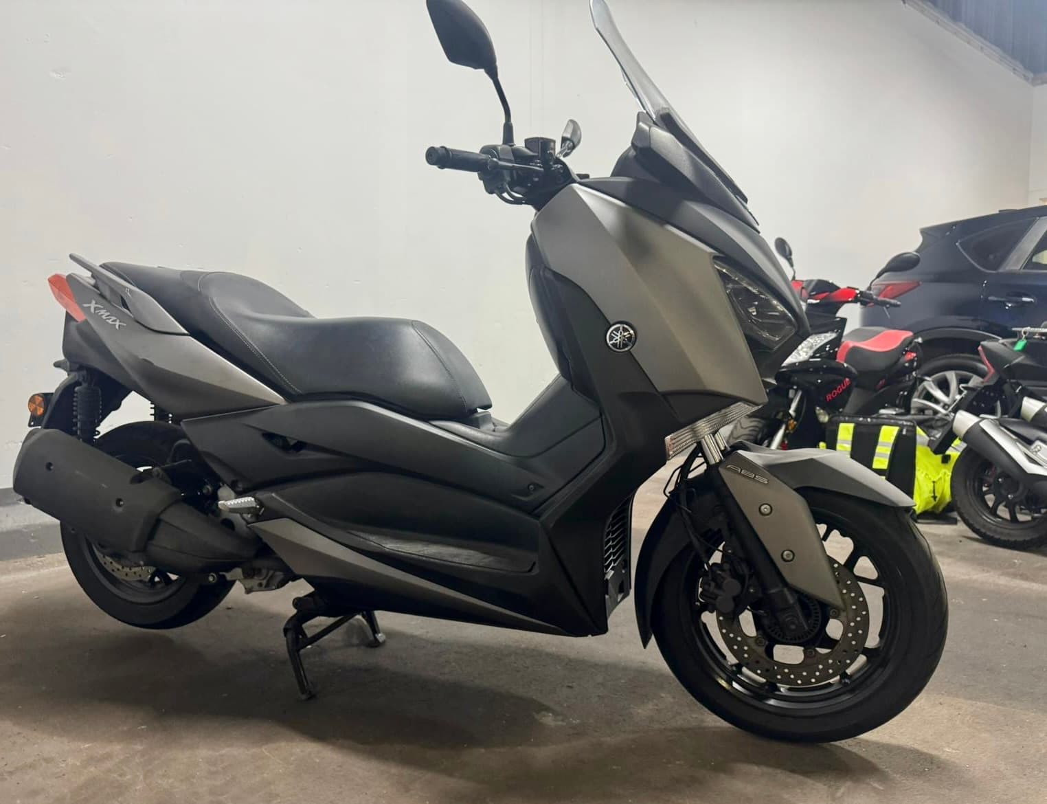 Yamaha XMAX 300cc